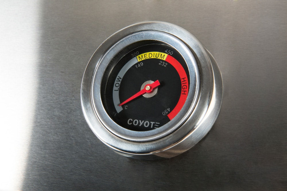 Coyote Outdoor C-Series 28 Inch Built In Grill with Two Infinity Burners