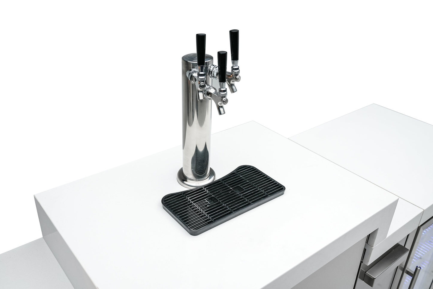 Mont Alpi 805 15-Foot Deluxe Island with a Kegerator and a Beverage Center