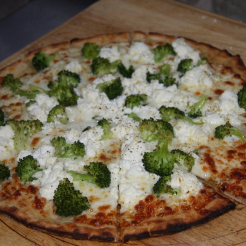 Chicago Brick Oven CBO 750 Countertop Wood Fired Pizza Oven