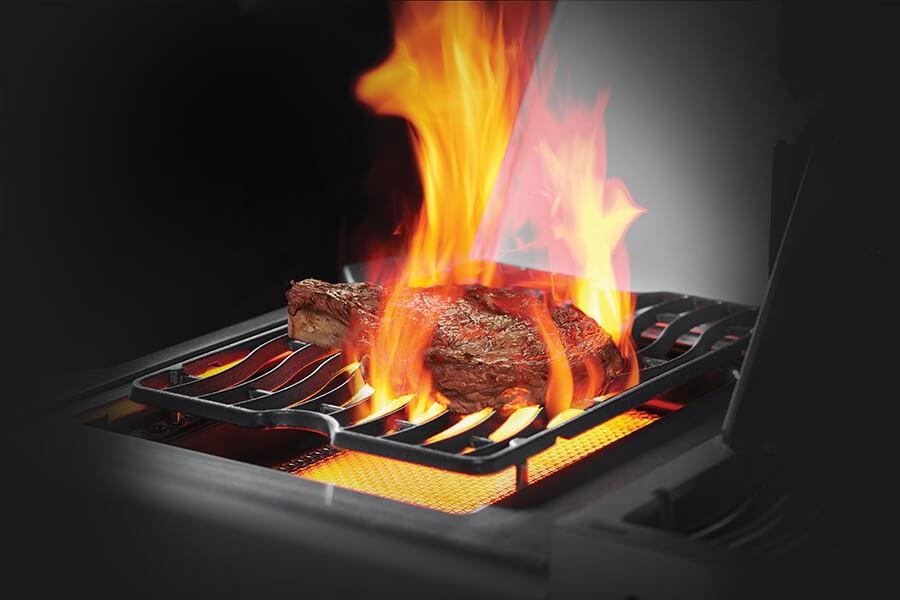 Napoleon PRESTIGE® 500 Gas Grill