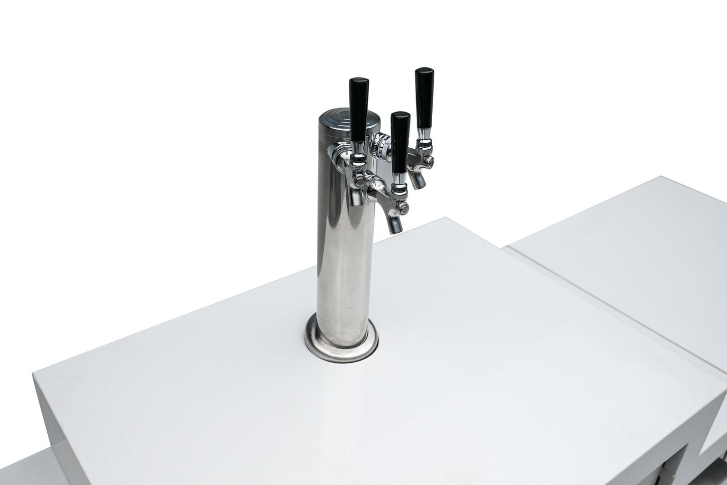 Mont Alpi 400 L-Shaped Deluxe Island with a 90 Degree Corner and Kegerator